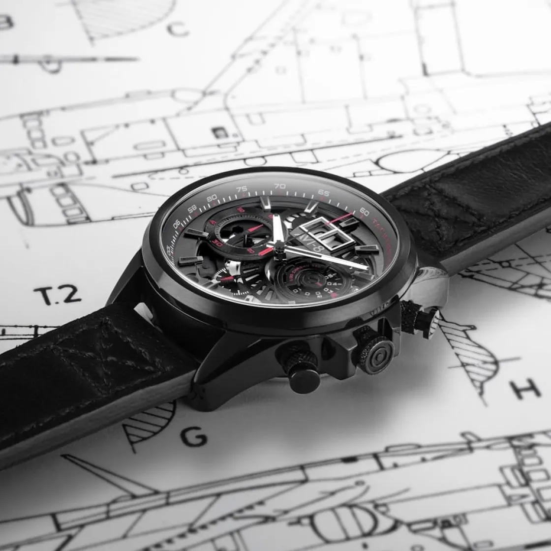 montre_avi_hawker_harrier_2.webp Homme AVI-8 Montre Hawker Harrier II AV-4065-05